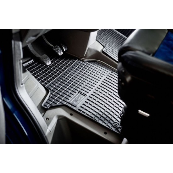 Set covorase cauciuc 4 piese BASIC, fata/spate negru, potrivit OPEL CORSA C 09.00-12.09, Liftback