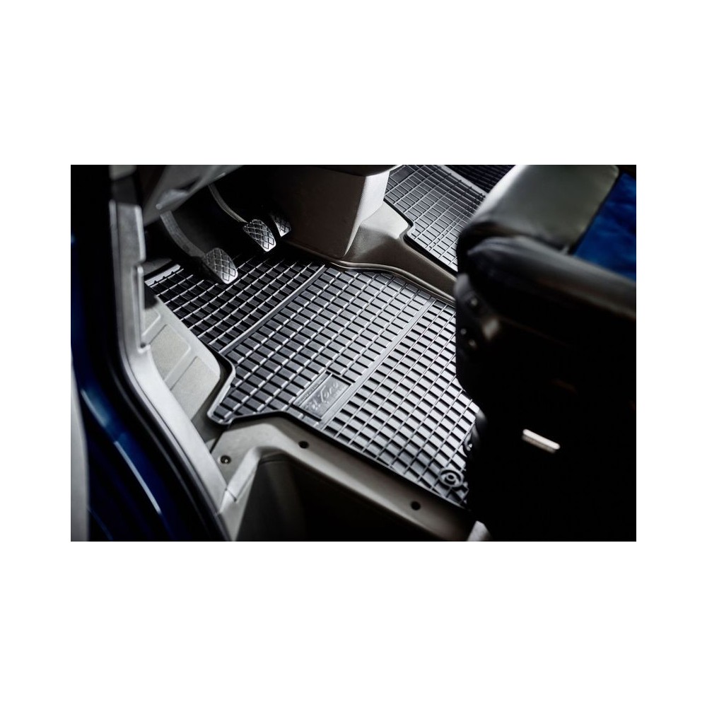 Set covorase cauciuc 4 piese BASIC, fata/spate negru, potrivit MERCEDES E (W124) 06.93-06.95 / break